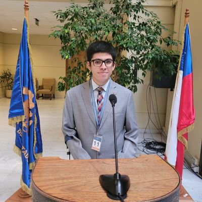 Vecino Quilicurano - Estudiante de derecho UC - ex Portaliano- ex Dirigente estudiantil udp