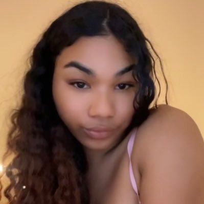 20+ Yrs Old \ Latina \ Trans \ Snap: tsjaylah