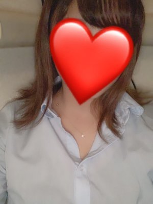 urh8lkm0bym's profile picture. 地方出身❤エロネタ多め♡性格はS系です。