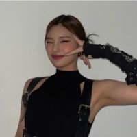 Ran ≷(@yeji_midzyfury) 's Twitter Profile Photo