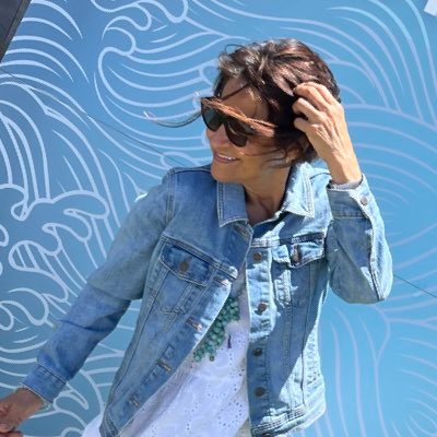 Se você não tem sequer a coragem de enxergar a realidade, como pode ter a pretensão de mudá-la? OdeC 🙋🏻♀️Monarquista 💚💛