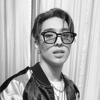 cigsneden's profile picture. suka esse change applemint biru tua