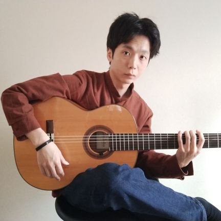 塩谷経（シオヤ）
フラメンコギター弾き🎸
フラメンコ以外の曲もソロギターに編曲して弾いてます。