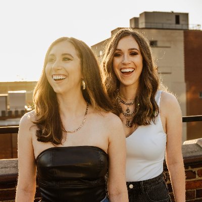 country music | twins | singing harmonies & writing songs | Pittsburgh ➡️ Nashville | People article: https://t.co/KQwMLbmWcy…