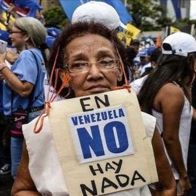 La educación no es el principal problema, es el ÚNICO problema.

Un pueblo culto y educado jamás sería chavista.

Mi bandera tiene 7 estrellas.