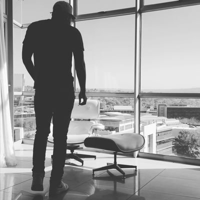 Tsundu_Mak's profile picture. Stoic