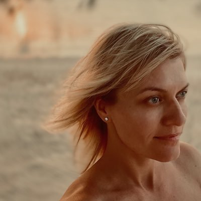 Elinagrin's profile picture. Digital art / Exploring the possibilities of AI