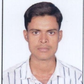 ( मुझे राजनीति में सामाजिक न्याय और लोकतंत्र में रुचि हैं।)