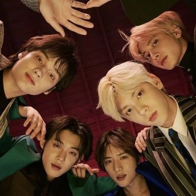 # If we live fast, let us die young...💃🏻🤍
# Army , Moa , Stay , and Engene ✨