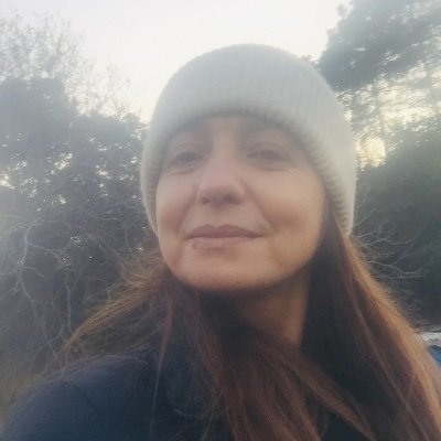 gulcanyilmaz4's profile picture. 