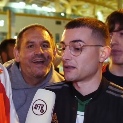 Eu sou SPORTING CLUBE DE PORTUGAL, BICAMPEÃO NACIONAL. 26. Sócio #19919. Gosto de café ☕️. Gooner #COYG 1312 🏳️🌈 ☭
