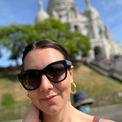 I am a (new) blogger! A female CEO talking about real life feelings, thoughts, worries and aspirations!
