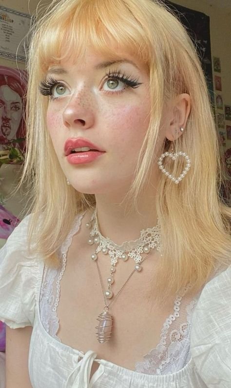 MurilloSherline's profile picture. 💦 Like the view? Register for free