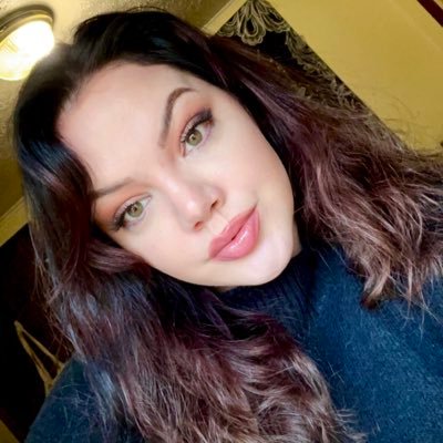 themariah43's profile picture. thick thighs do NOT do long strides.