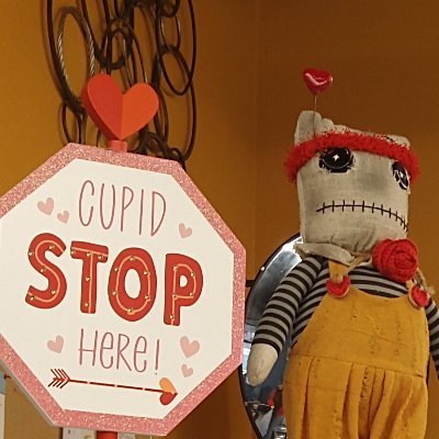 CrystalDawn0109's profile picture. Villain arc apparently