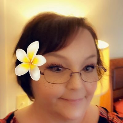 Single! Executive Assistant! Fan of Bobby Labonte, Kevin Harvick, Noah Gragson, Pittsburgh Steelers, Iowa Hawkeyes, George Strait and much more stuff❤️