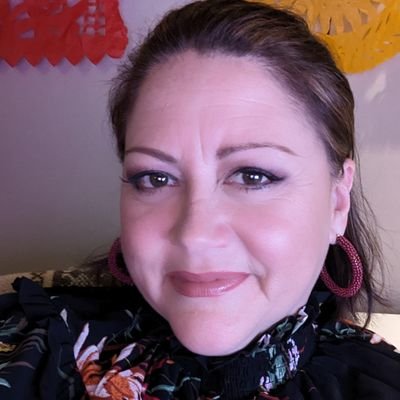 🇲🇽🇺🇸Bicultural & Bilingual Journalist/Producer🎙️📺
Currently @SFGovTV + #KQEDenEspañol
Past: @Univision14 @KTVU @telemundo48
Proud pozole queen!