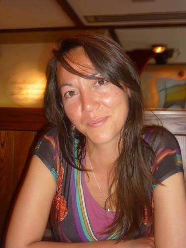 Jennifer was born in Paris, grew up in Tokyo and is now lost in translation...For a good time!