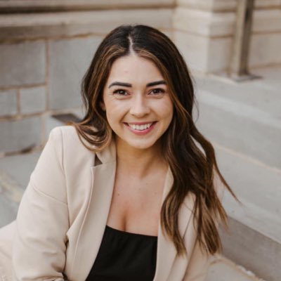 💚 Seeking truth / Being (present) ✨ Mental Health Counselor 🦋 Proverbs 16:24 🤠 Midwest Mom