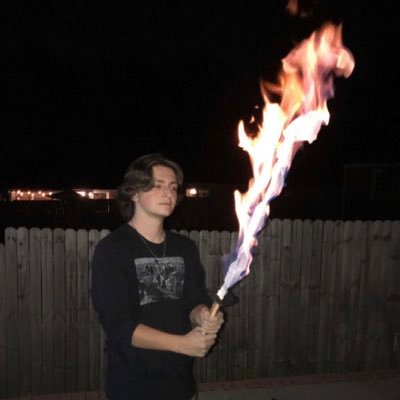 Dinansaur's profile picture. It’s just Twitter