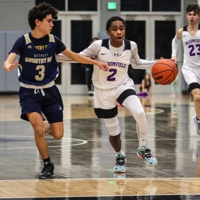 bloomfield hills highschool 5’10 combo gaurd ‘25|number2|313-643-6789|Ig @paid._phill