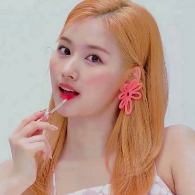 BragaJadir8104's profile picture. Foodie 🍜| Gamer 🎮| Musician 🎤| Writer 📖