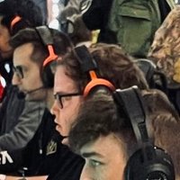 Josh (@medcuez) 's Twitter Profile