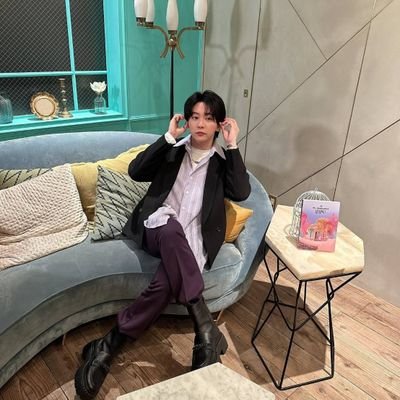 mga_2132's profile picture. Mrs