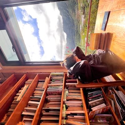 mondamimondama's profile picture. Life is a do it yourself project.