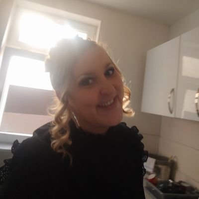 Mebymeby1's profile picture. 