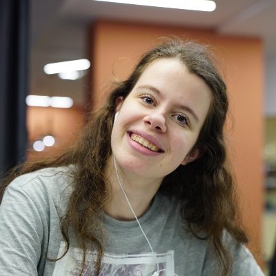 Ceyda21575804's profile picture. Phoneq-CMO