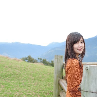 RalfamCruz462's profile picture. Living quietly doesn’t mean living small.