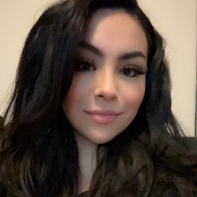 AnnaGrimaldo4's profile picture. I’m a🦁Leo 🌚/Capricorn ⬆️/Gemini