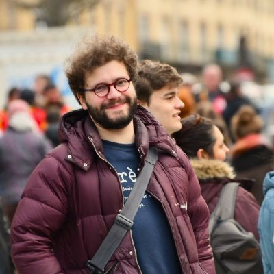 #Amiénois

Sociologie électorale, PP et GTPI

Coanim @FranceInsoumise @FIAmiens

L'expérience est-elle un peigne pour les chauves ?

 Antifasciste.