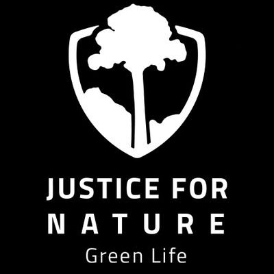 A father, humanitarian, mental wellness advocate and environmentalist.  #NoPlanetB