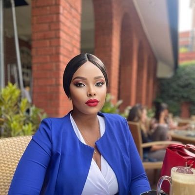 DianaSwExpert's profile picture. Affiliate on Gumroad  https://t.co/QnWd9kZuha