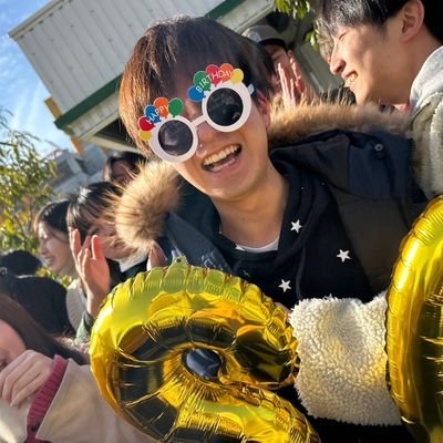 人生は「かっぱえびせん🦐」だと思ってます😌┊︎「お陰様」に生きる男🎋┊︎45歳で7人の仲間と家族ぐるみでテカポ湖のオーロラへ🌌┊︎息を吸って吐いているだけで人を「笑顔」にできる人間に!┊︎夕日と海が大好きです!🌅┊︎well-beingと生涯教育┊︎