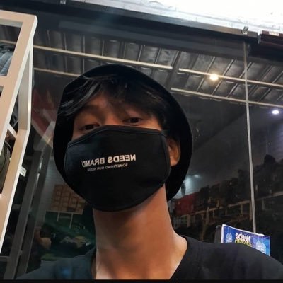 anotherbima's profile picture. being mas-mas yang berangkat kerja jam 7 pulang jam 5