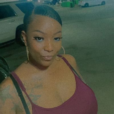 Fuck your $40. I'm just here for the food.
#Londynsmommy 👶🏾
#melaninqueen
#2legit2quit
#IpissExcellence
#followmeIfollowback