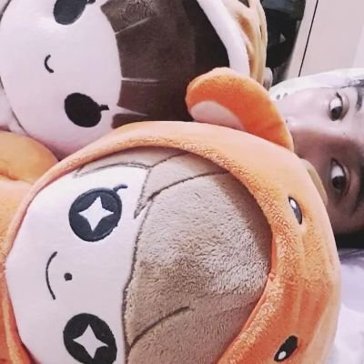 yyiishiiO's profile picture. it's always the small parts that make up the whole 🌜✨️