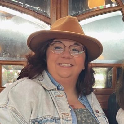 Country Music Podcaster @countrymonthly. ADHDer. NFL Fan. Feminist. Brownie Leader @ggcambswest. History re-enactor @newcastlesfoote @thesealedknot. She/Her