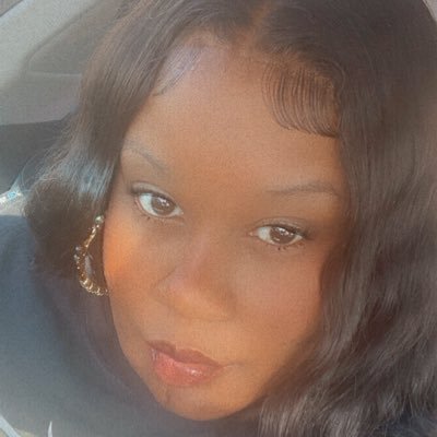 ShenaYnotme's profile picture. 