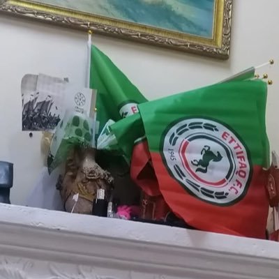 lzby09387946's profile picture. 