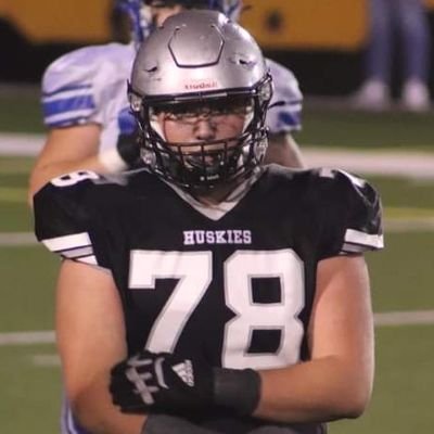 North Marion High School #78 OL  senior
Email: nathansmiller73@gmail.com
Height 6'4/ Weight 300
Back Squat 400lb, Bench 275lb, Power clean 245lb