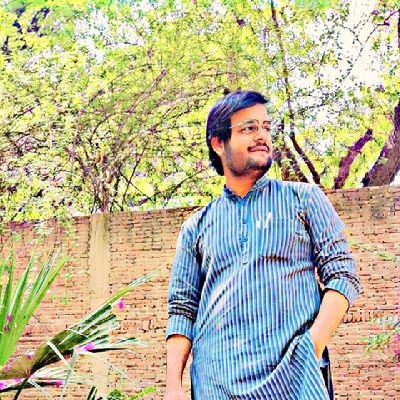 फील्ड रिपोर्टिंग, पब्लिक की आवाज़, और हकीकत—AC में नहीं, फील्ड में पत्रकार हूं,