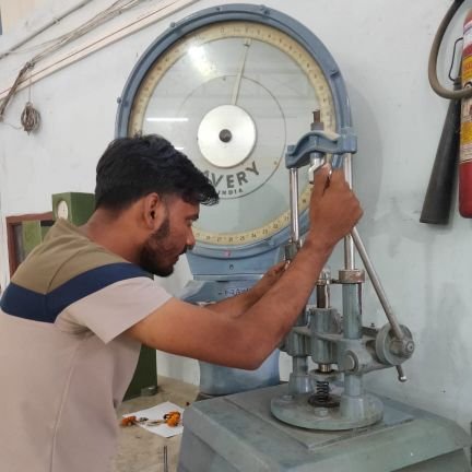 Agricultural engineer_
I proud to be an INDIAN🇮🇳🇮🇳