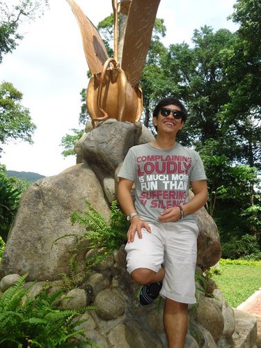 deejayhadloc's profile picture. I am the Now