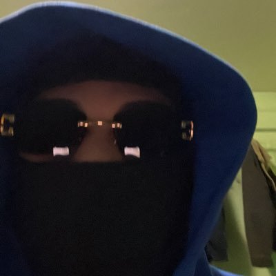 Supa_African's profile picture. Heavy is the head that wears the crown 👑