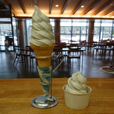 徳島県板野町にてレストランの店長やってます✨ 自称ソフトクリームマイスター🍦Ｍリーグ🀄
セガサミーフェニックス推し❗
魚谷侑未プロ✨
伊達朱里沙プロ✨
瑞原明奈プロ✨
豊後葵プロ✨
空川サラダプロ✨
推してます❗
だてまき２５０２号❗女性マジシャンRUMI・シエル推し❗元うどん県民✨