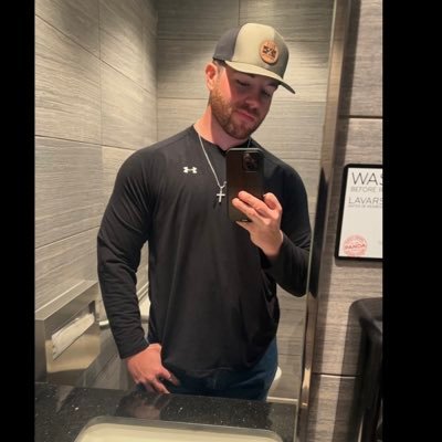 AustinBolin_'s profile picture. 